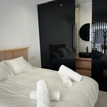 Playamar Con Jacuzzi Apartamento *